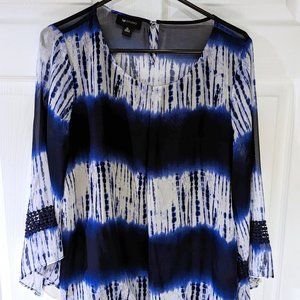 AB Studio Blue and White Blouse with Lace on Sleeve